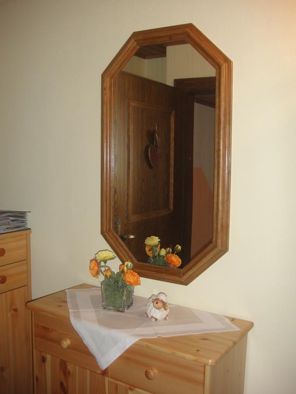 Ferienwohnung Haus Lehen Sankt Koloman Ruang foto